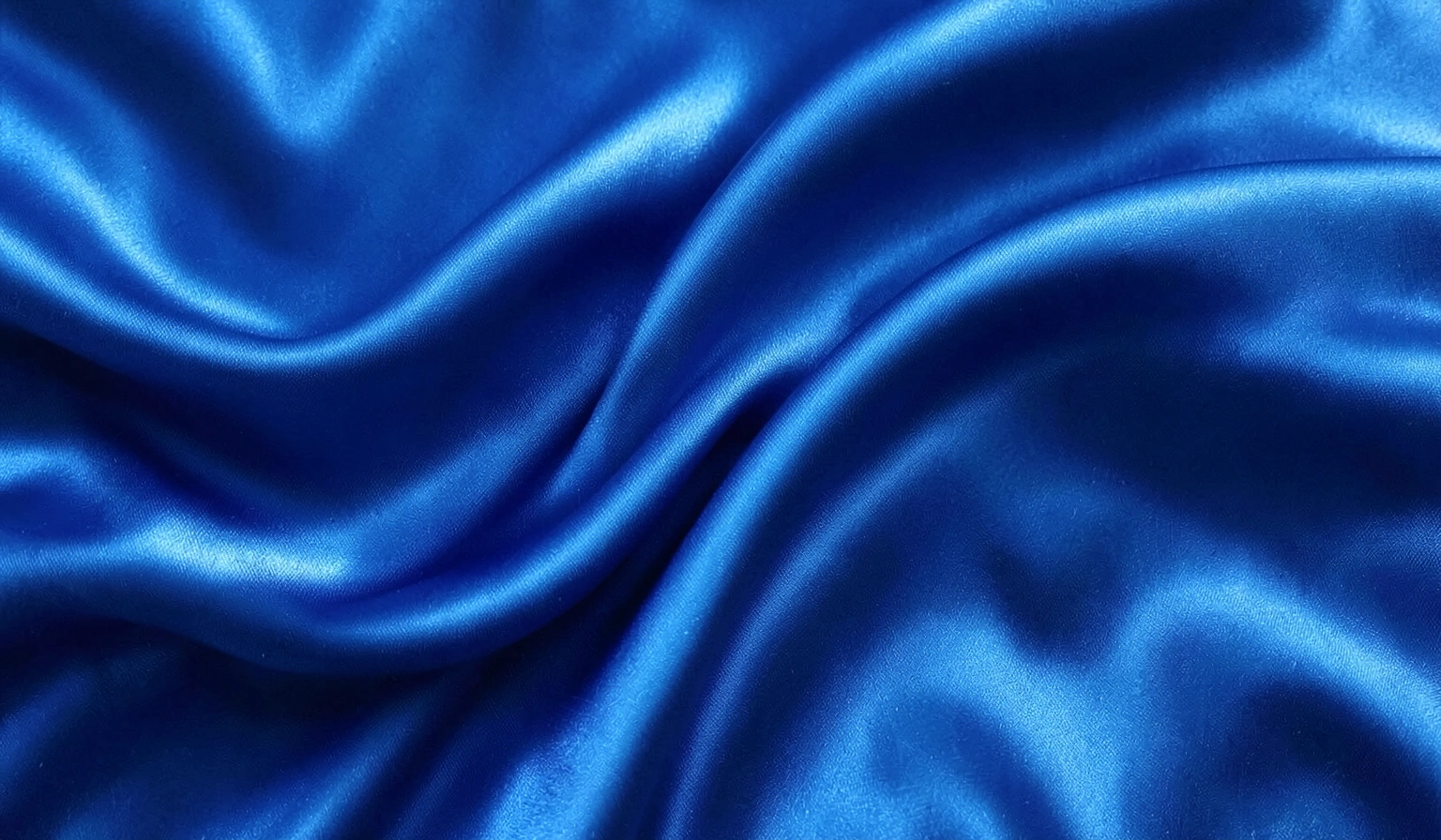 blue background — silk 4 (free download)