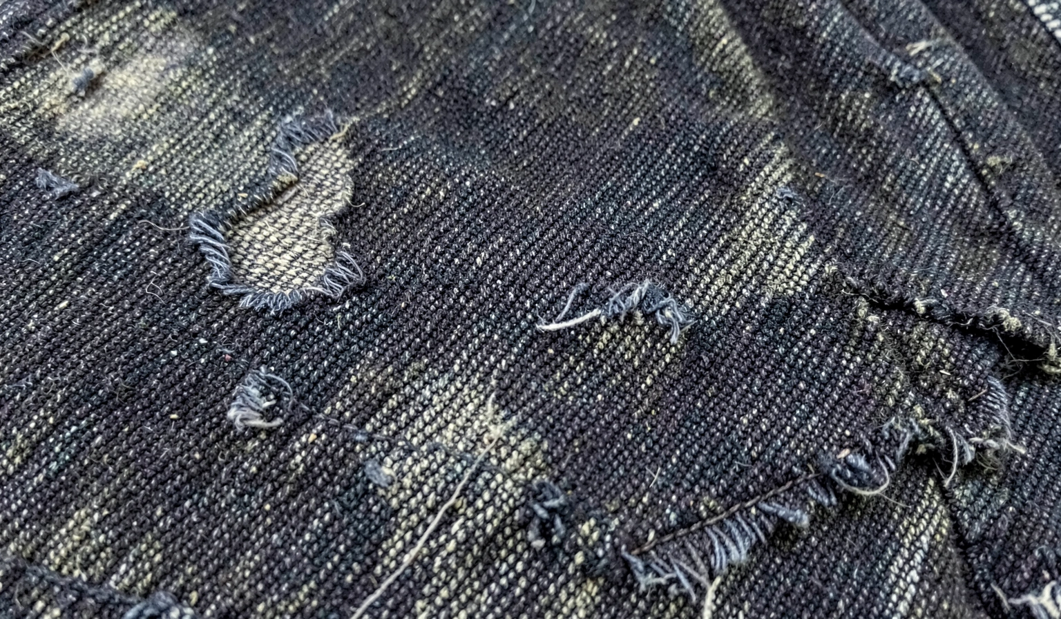 grunge texture — denim worn 1 (free download)