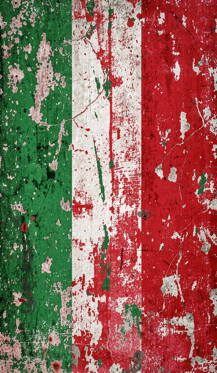 portugal flag wallpaper — grunge 3 (free download)