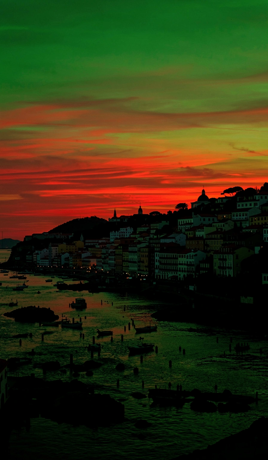 portugal flag wallpaper — lisbon sunset 1 (free download)