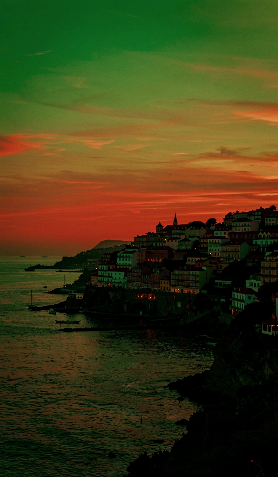 portugal flag wallpaper — lisbon sunset 3 (free download)