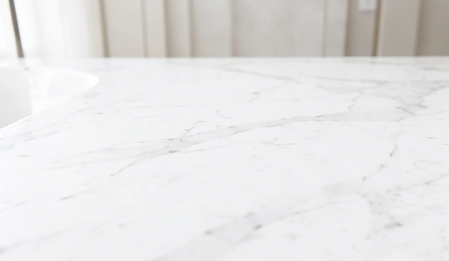pure white background — marble light 2 (free download)