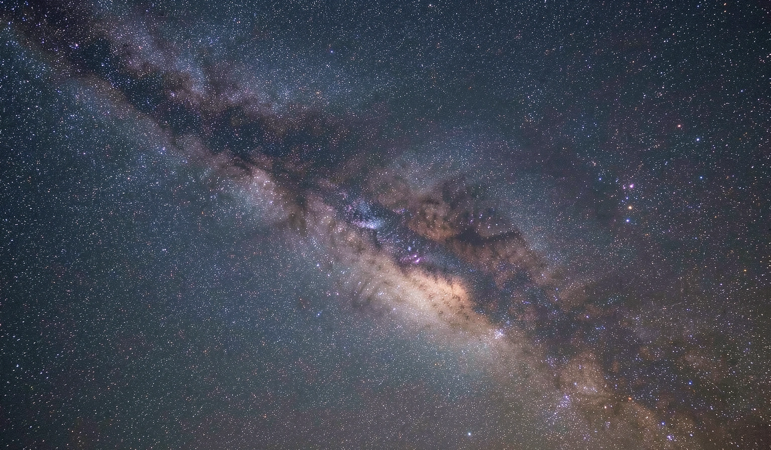 space background — milky way 4 (free download)