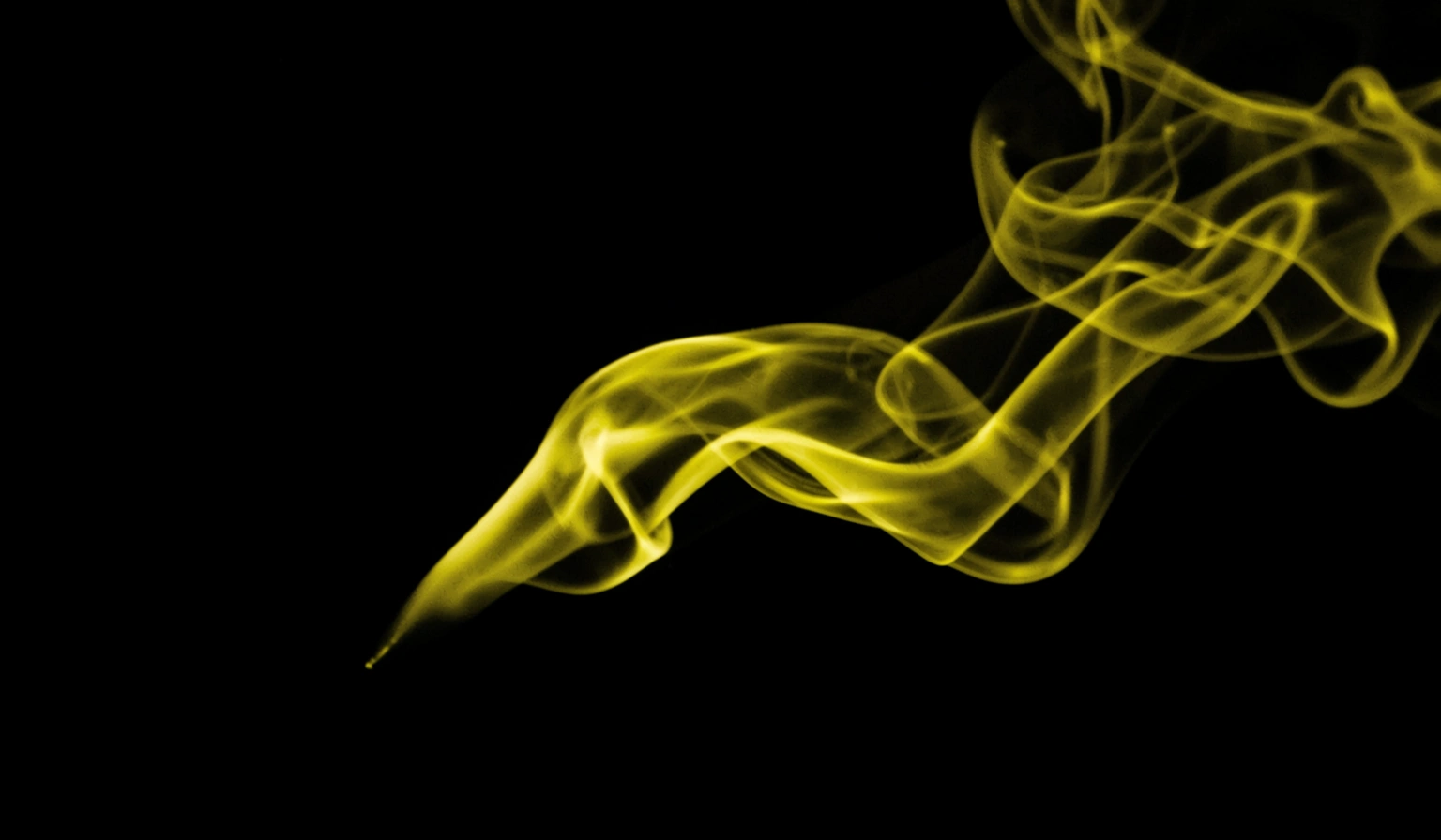 yellow background — smoke 1 (free download)